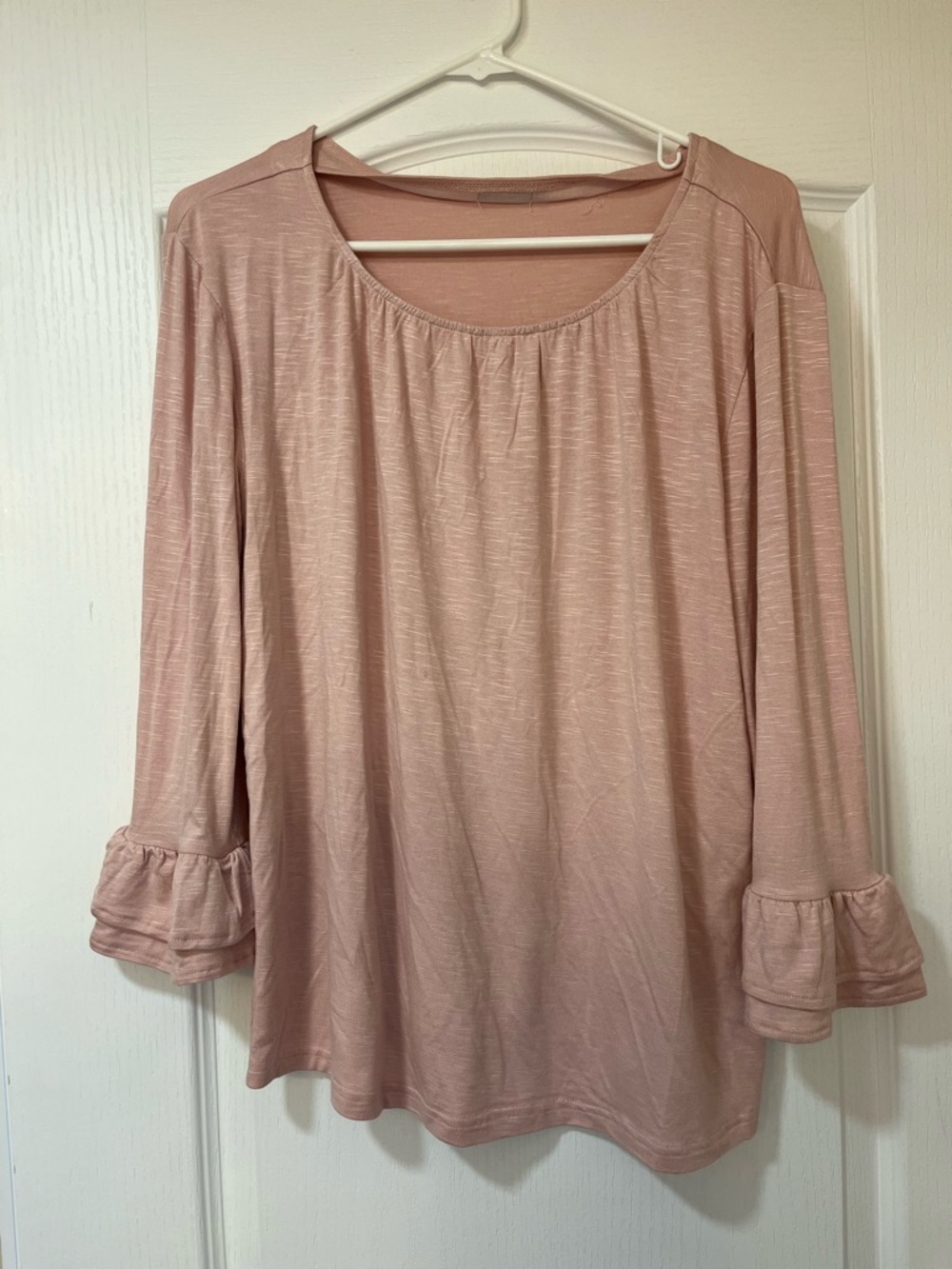 Women’s Casual Ruffle-Sleeve Top in Dusty Rose
